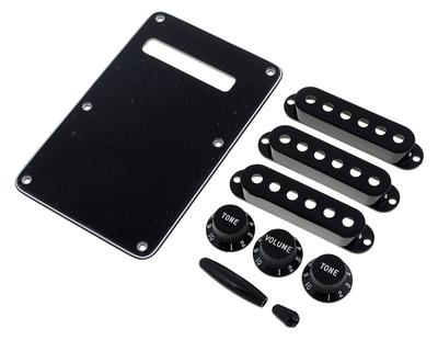 Fender Strat Accessory Kit Black