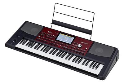 Korg PA-700