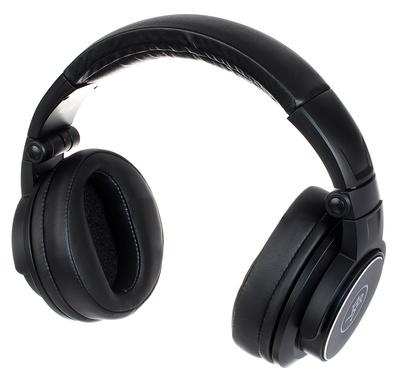 Mackie MC-150