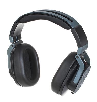 Austrian Audio Hi-X65