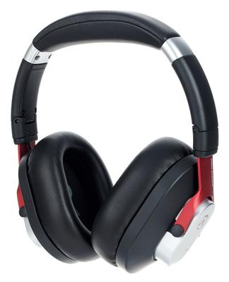 Austrian Audio Hi-X15