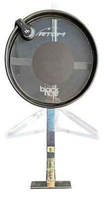 Rtom Black Hole Kick System