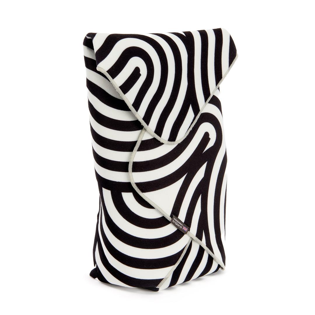 3 Legged Thing Protective Wrapz Large - Swirl
