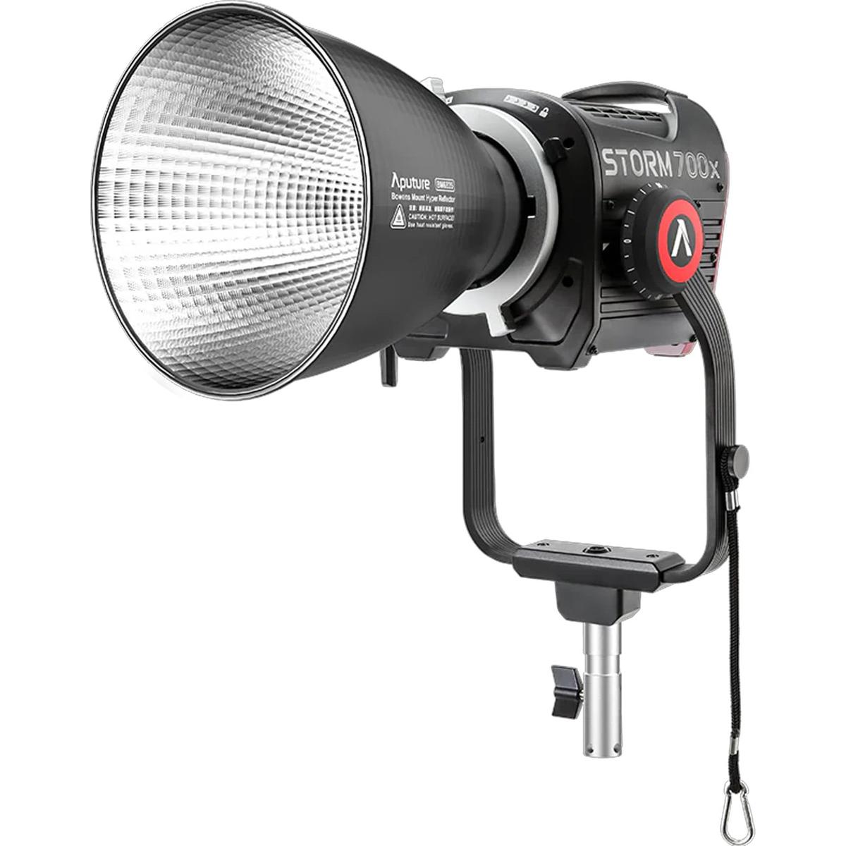 Aputure Storm 700x