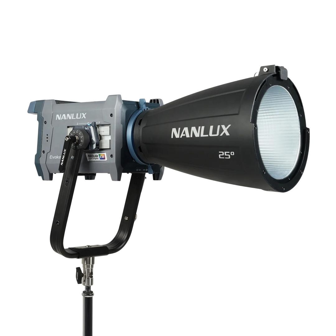 NANLUX Evoke 600C LED Full-Colour Spot Light with Trolley Case
