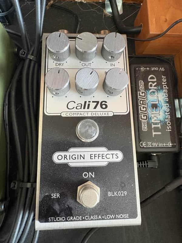 2020's Origin Effects Cali76 Compact Deluxe Compressor Black