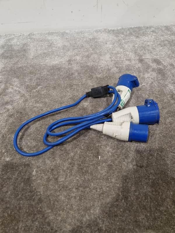 2010s Unbranded 3 Head Socket Output Blue